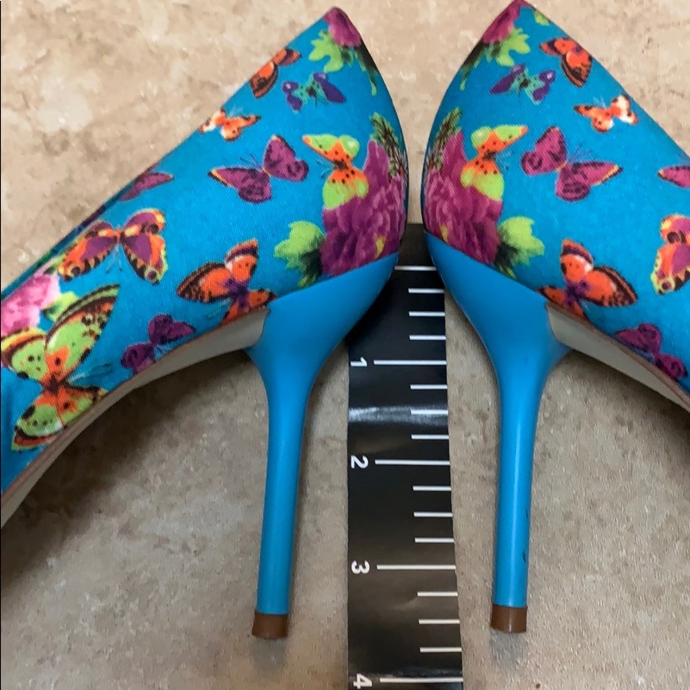 BCBGirls shoes size 37.5 preowned - Picture 8 of 8